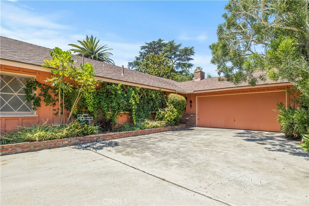 Property Photo:  108 Barret Road  CA 92507 