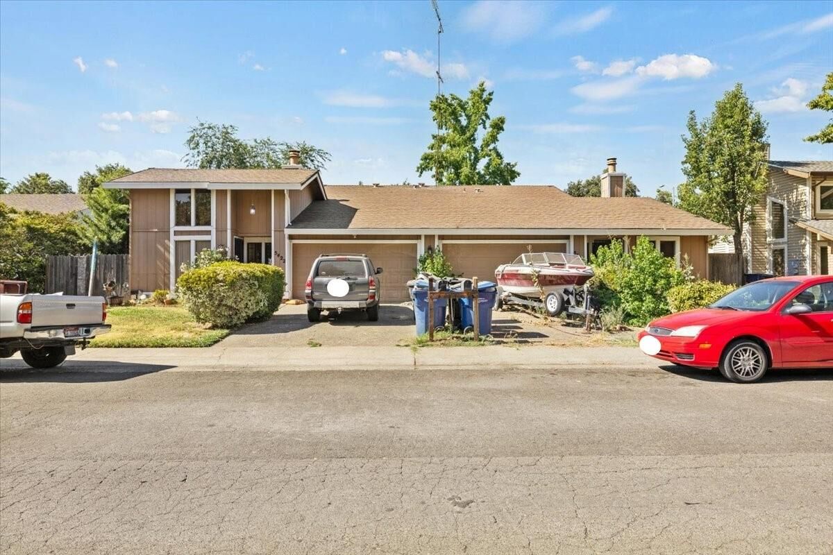 Property Photo:  5422 Elsinore Way  CA 95628 