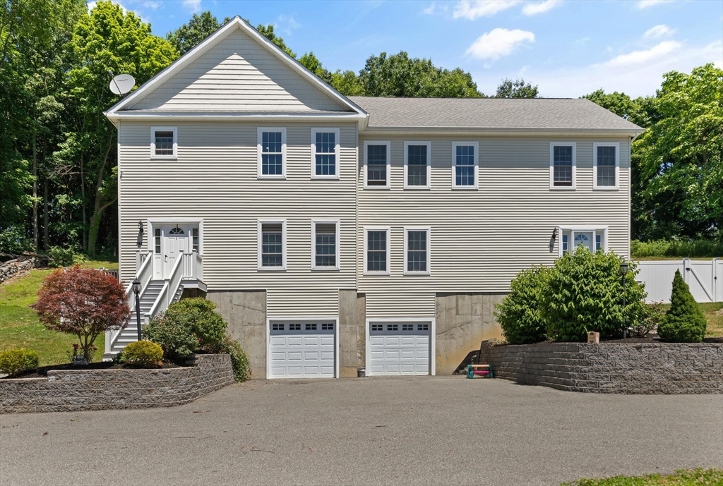Property Photo:  284 Maple Street 284  MA 01949 