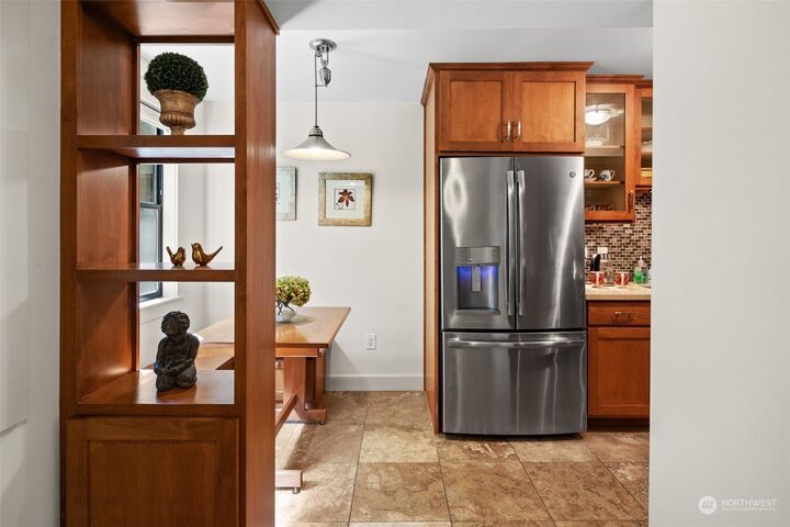 Property Photo:  4073 220th Place SE 1040  WA 98029 
