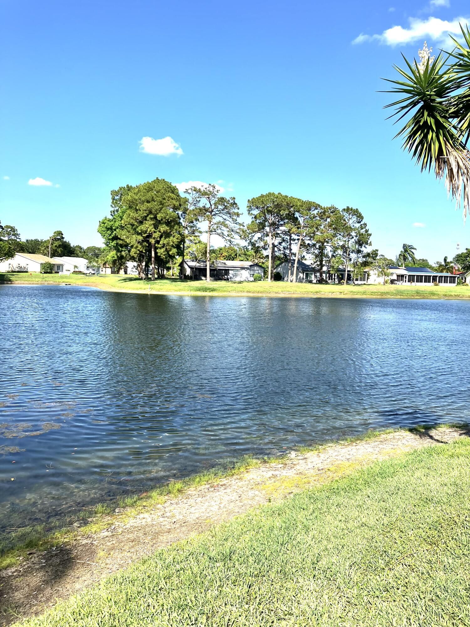 Property Photo:  433 Pine Glen Lane A-1  FL 33463 