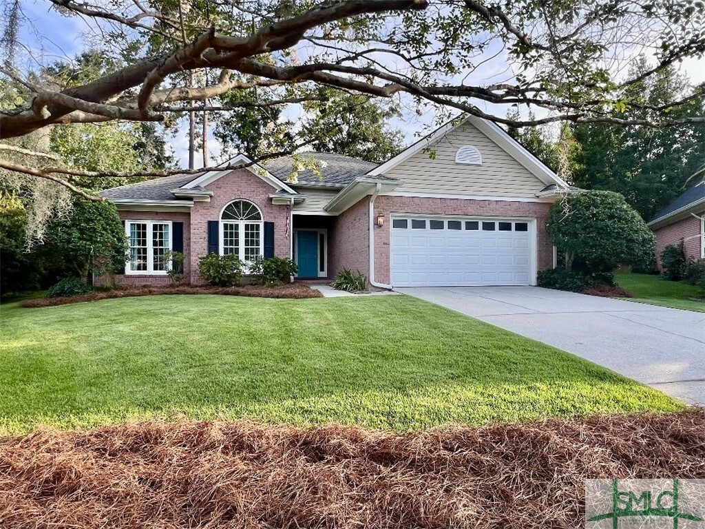 Property Photo: 15 Oak Park Place GA 31405