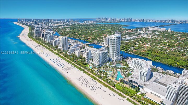 Property Photo:  4401 Collins Ave 1007  FL 33140 