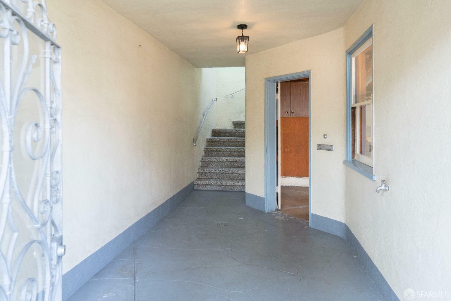 Property Photo:  31 Raymond Avenue  CA 94134 