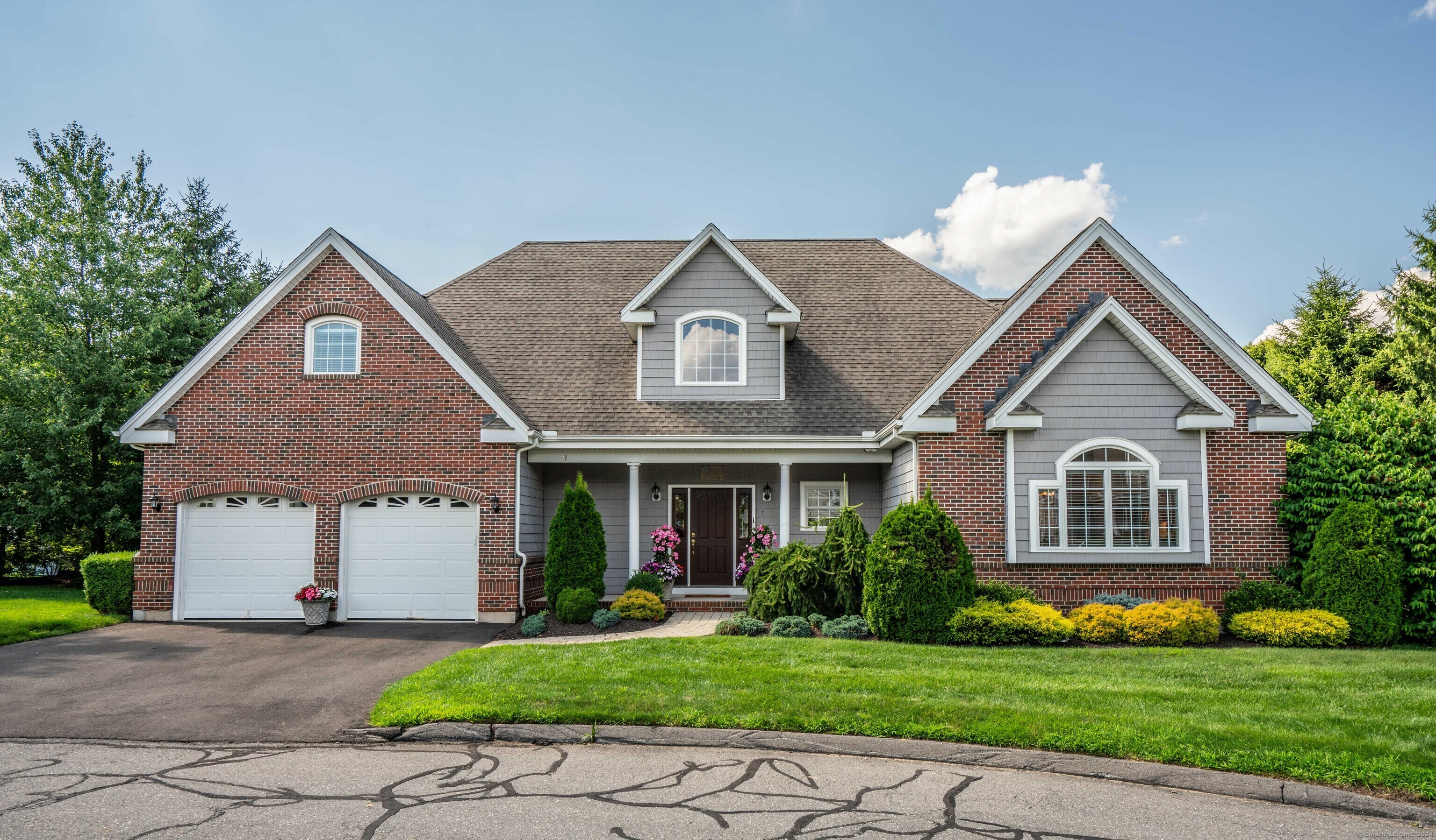 Property Photo: 5 Wyeth Drive 5 CT 06002