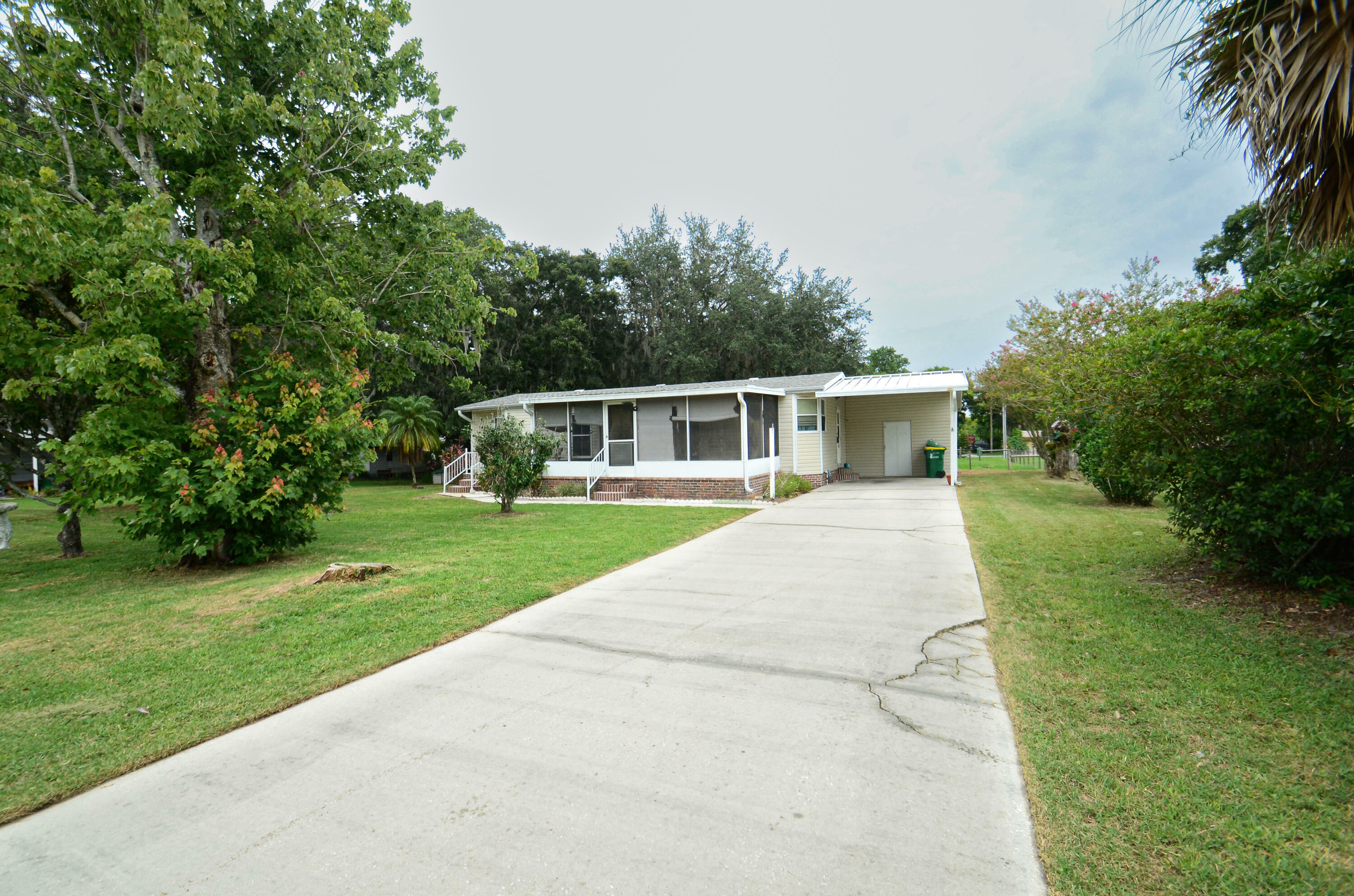 Property Photo:  3445 Oliver Court  FL 32754 