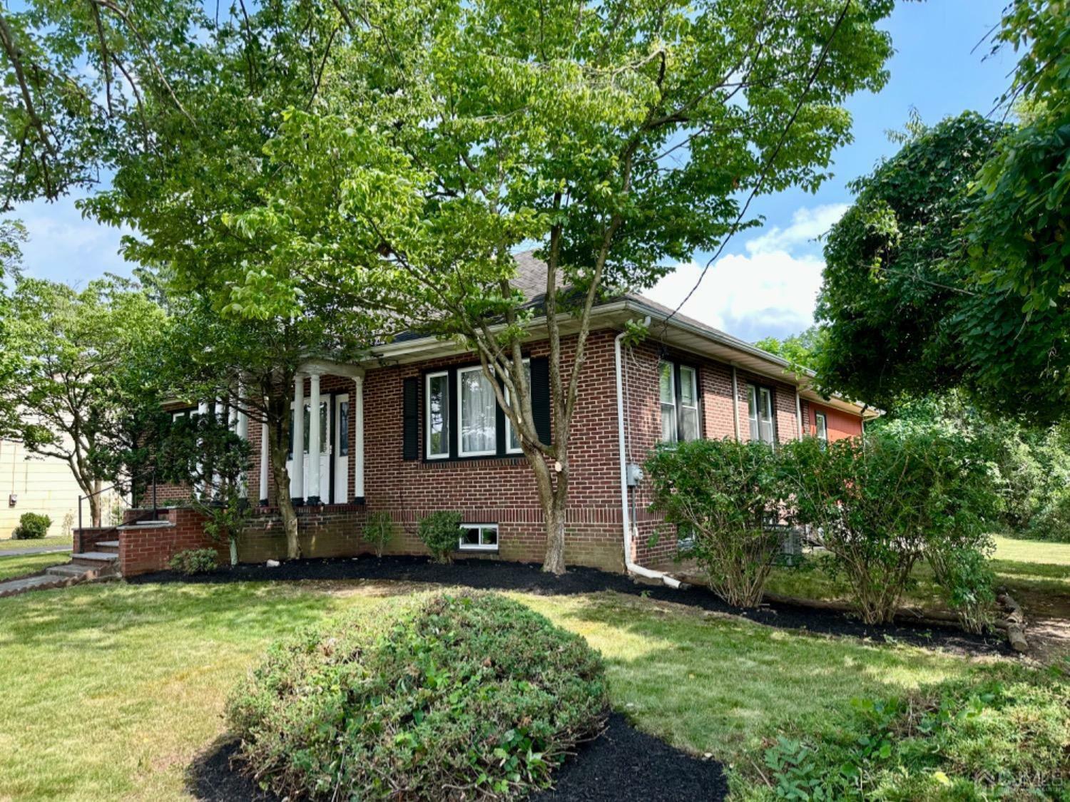 Property Photo:  54 Nevsky Street  NJ 08820 