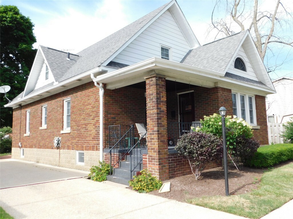 Property Photo:  162 E 36th Street  PA 16504 