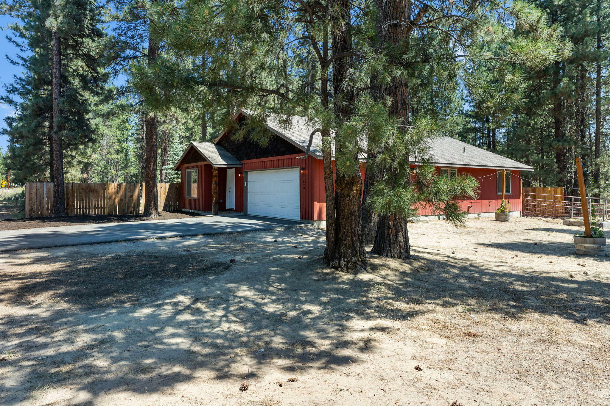 Property Photo: 51690 Dorrance Meadow Road OR 97739
