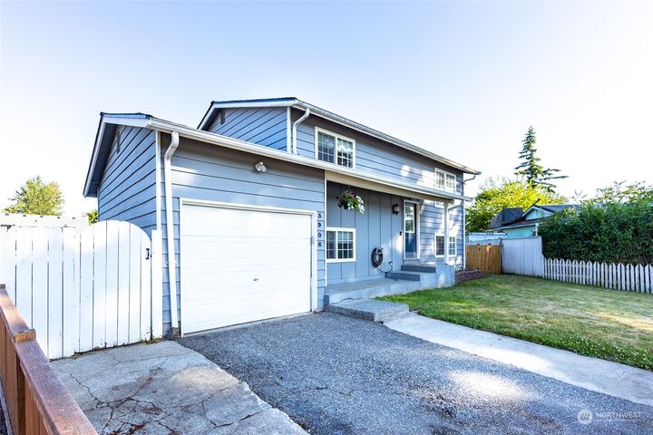 Property Photo:  5906 133rd Place NE  WA 98271 