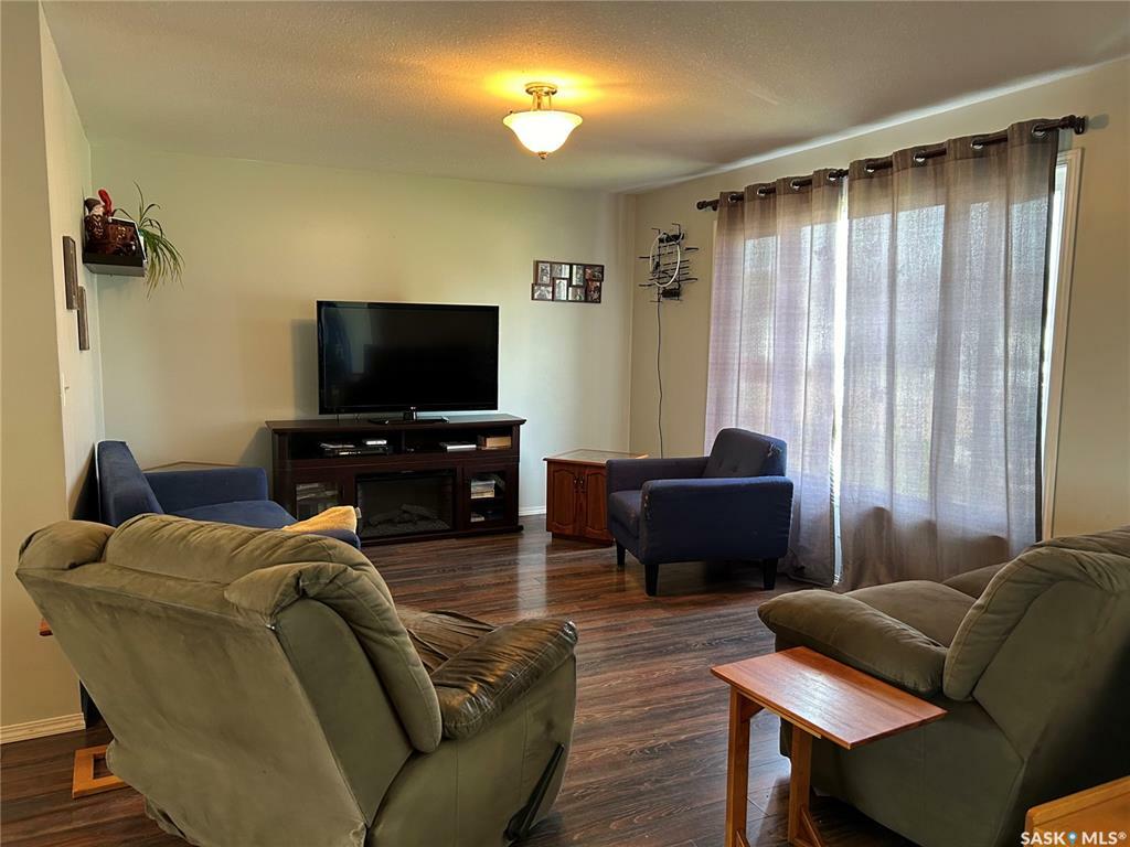 Property Photo:  615 1st Avenue S  SK S0K 0S0 