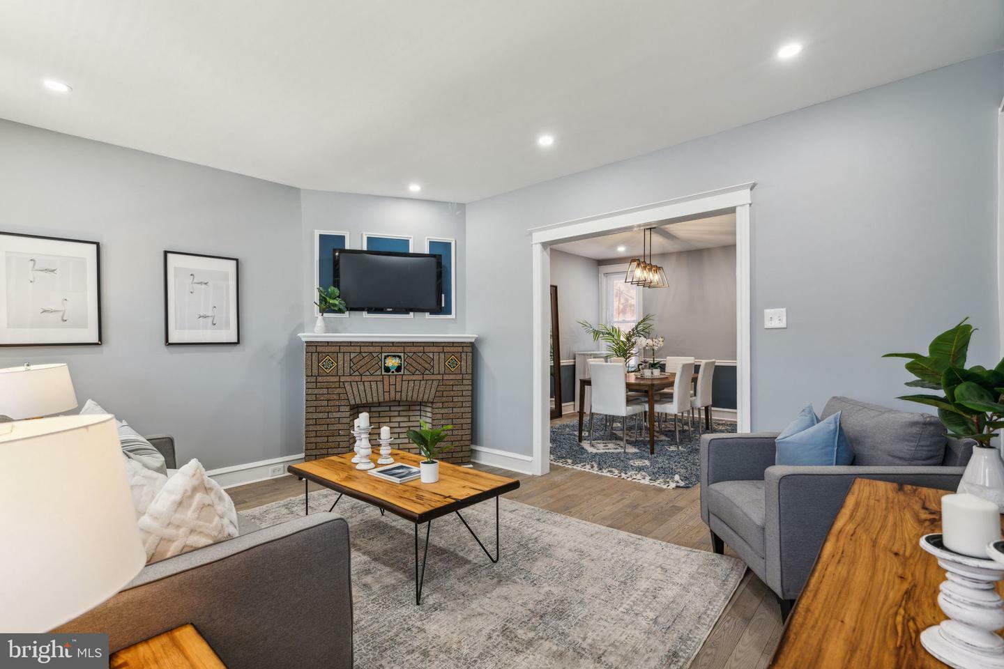 Property Photo: 2858 Aramingo Avenue PA 19134