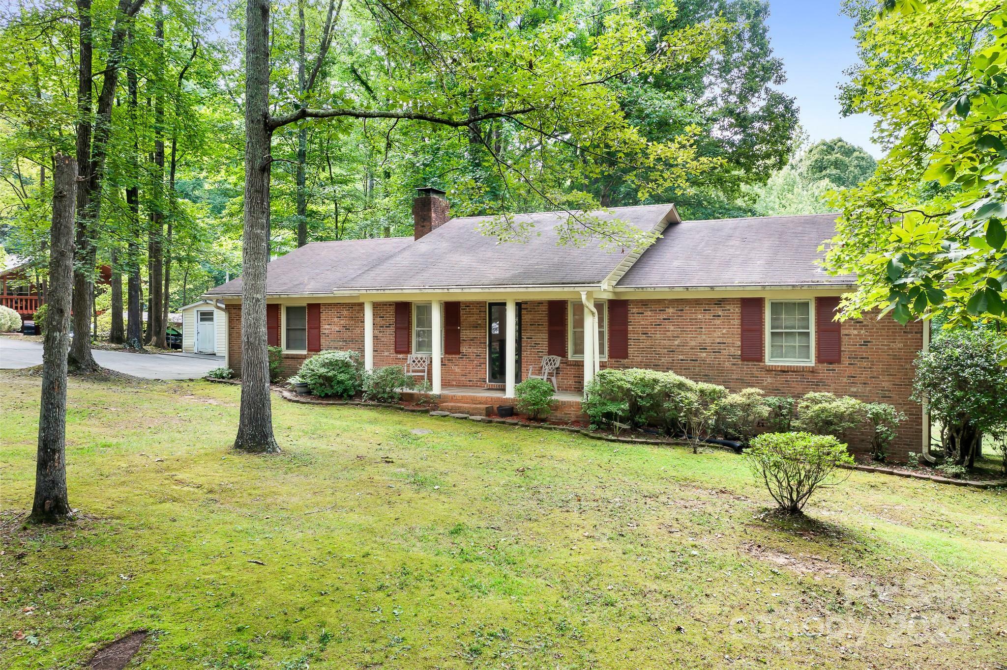 Property Photo: 918 Blacksnake Road NC 28164