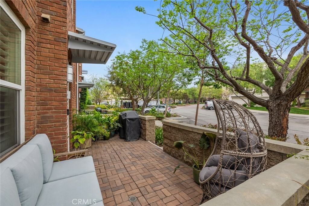 Property Photo:  13 Brownstone Way  CA 92656 