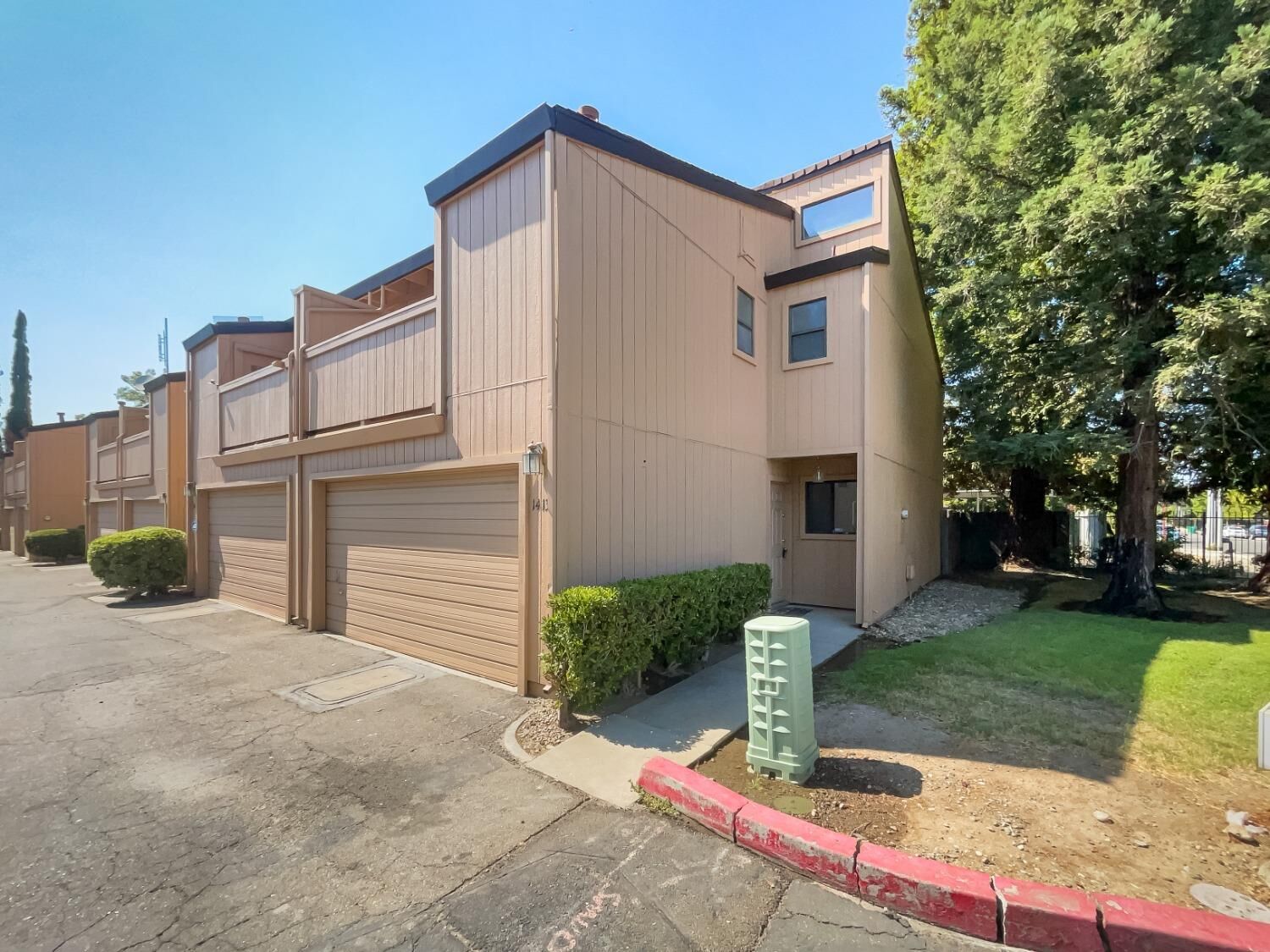 Property Photo:  1413 Hood Road  CA 95825