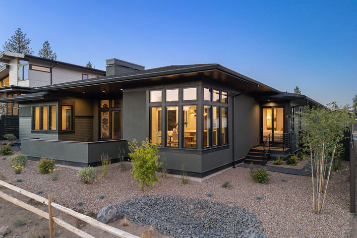 Property Photo: 1251 NW Stanhope Way Lot 250 OR 97703