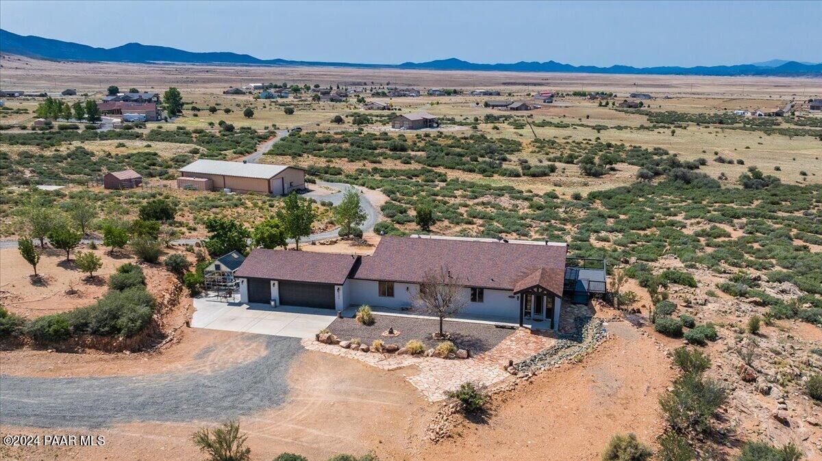 Property Photo: 8600 N Howling Lane AZ 86315