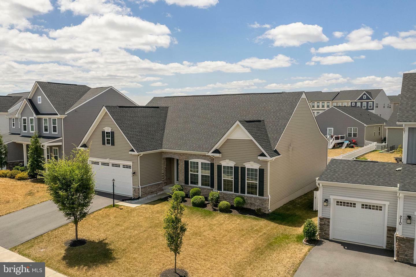 Property Photo: 212 Patriot Street VA 22656