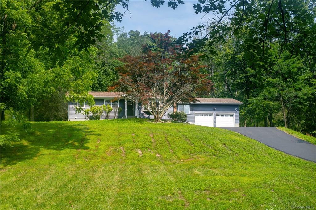 Property Photo:  220 Glenmere Road  NY 10918 