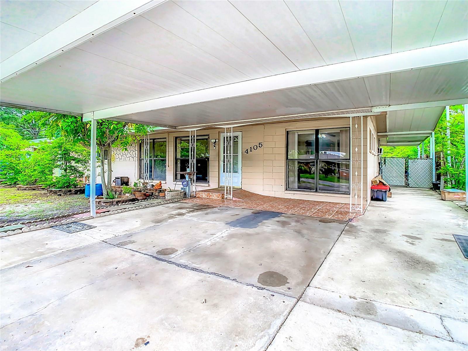 Property Photo:  4105 W Iowa Avenue  FL 33616 