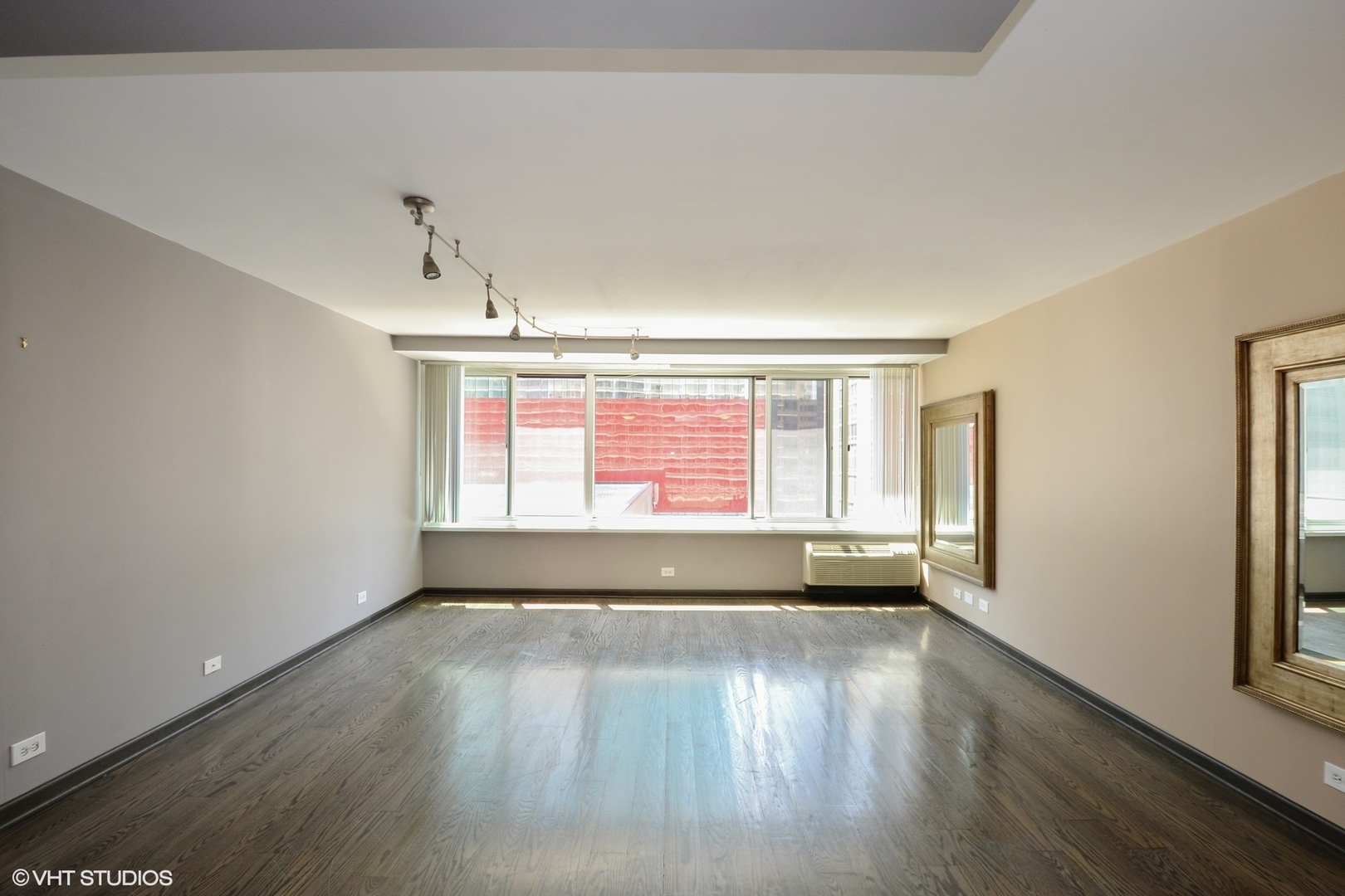 Property Photo:  211 E Ohio Street 814  IL 60611 