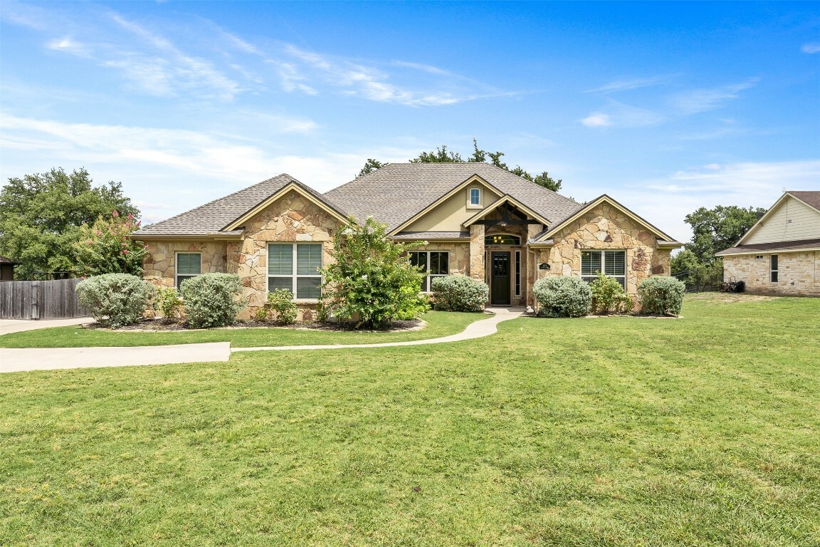 Property Photo:  1074 Doves Landing Court  TX 76571 