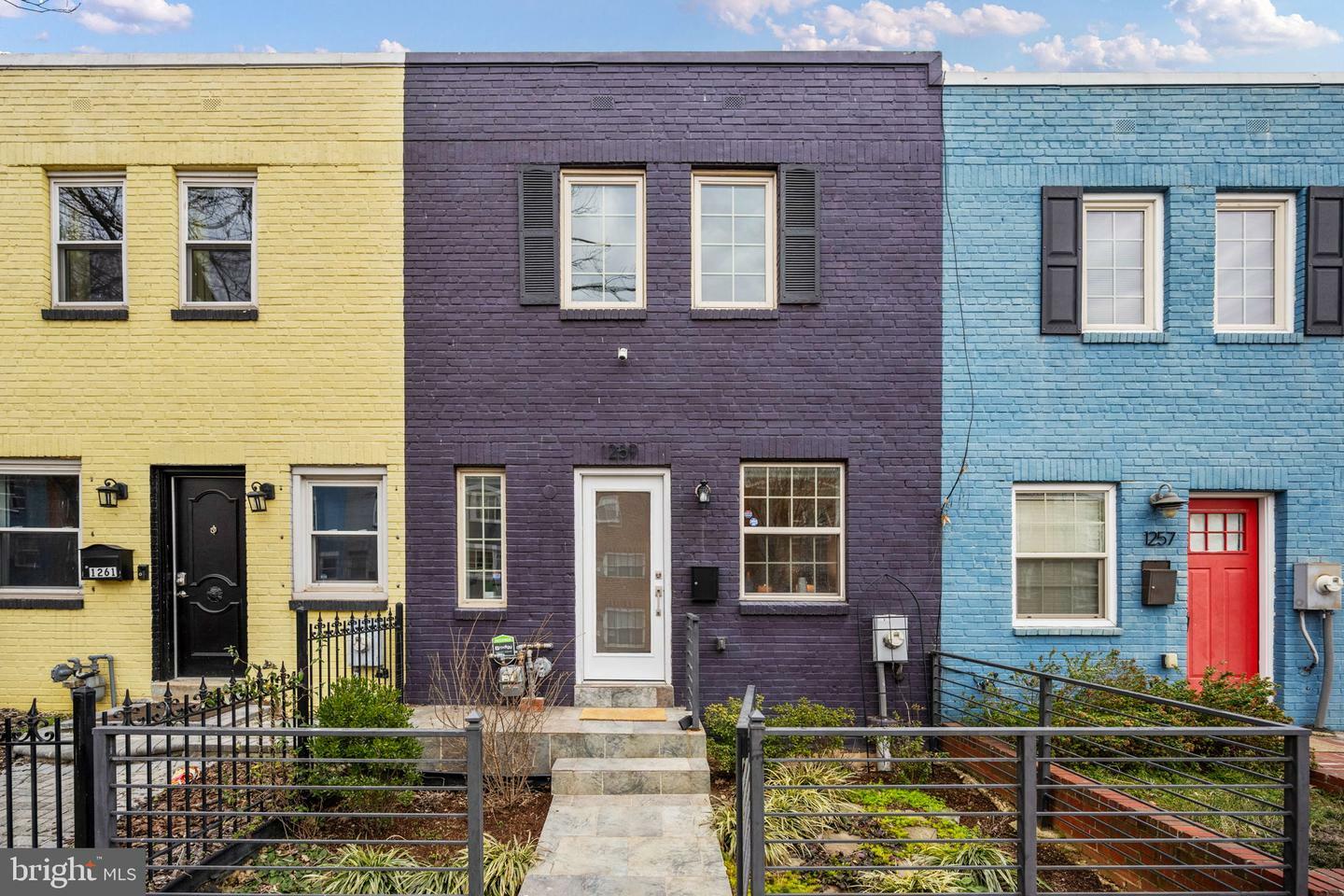Property Photo:  1259 16th Street NE  DC 20002 