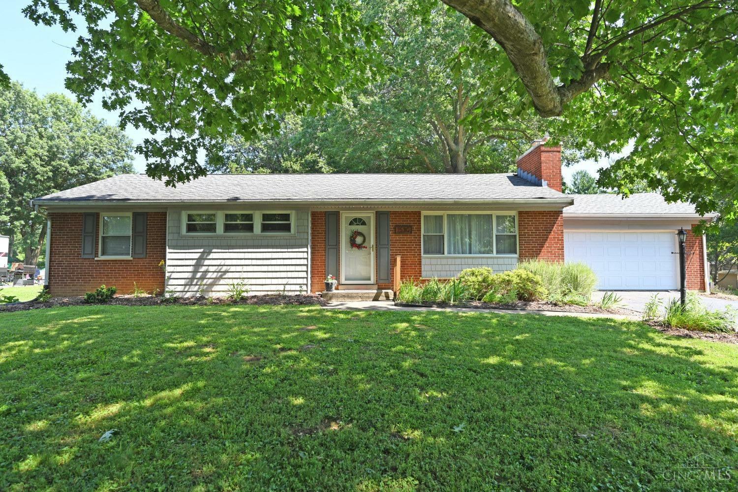 Property Photo:  1530 Durango Drive  OH 45140 