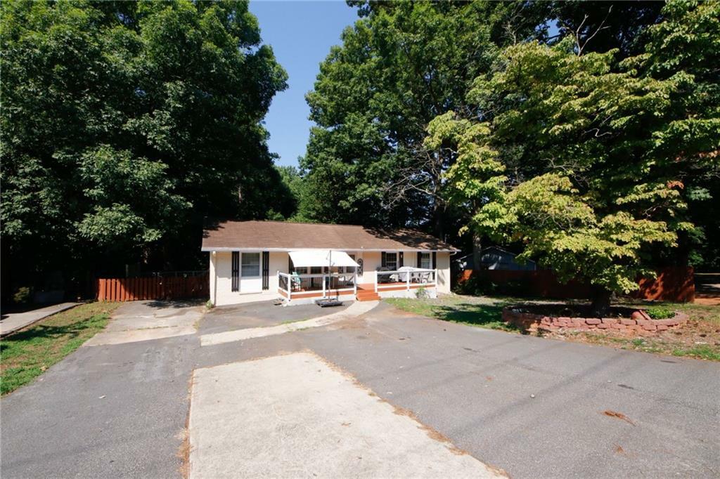 Property Photo: 4066 Brookwood Drive GA 30106
