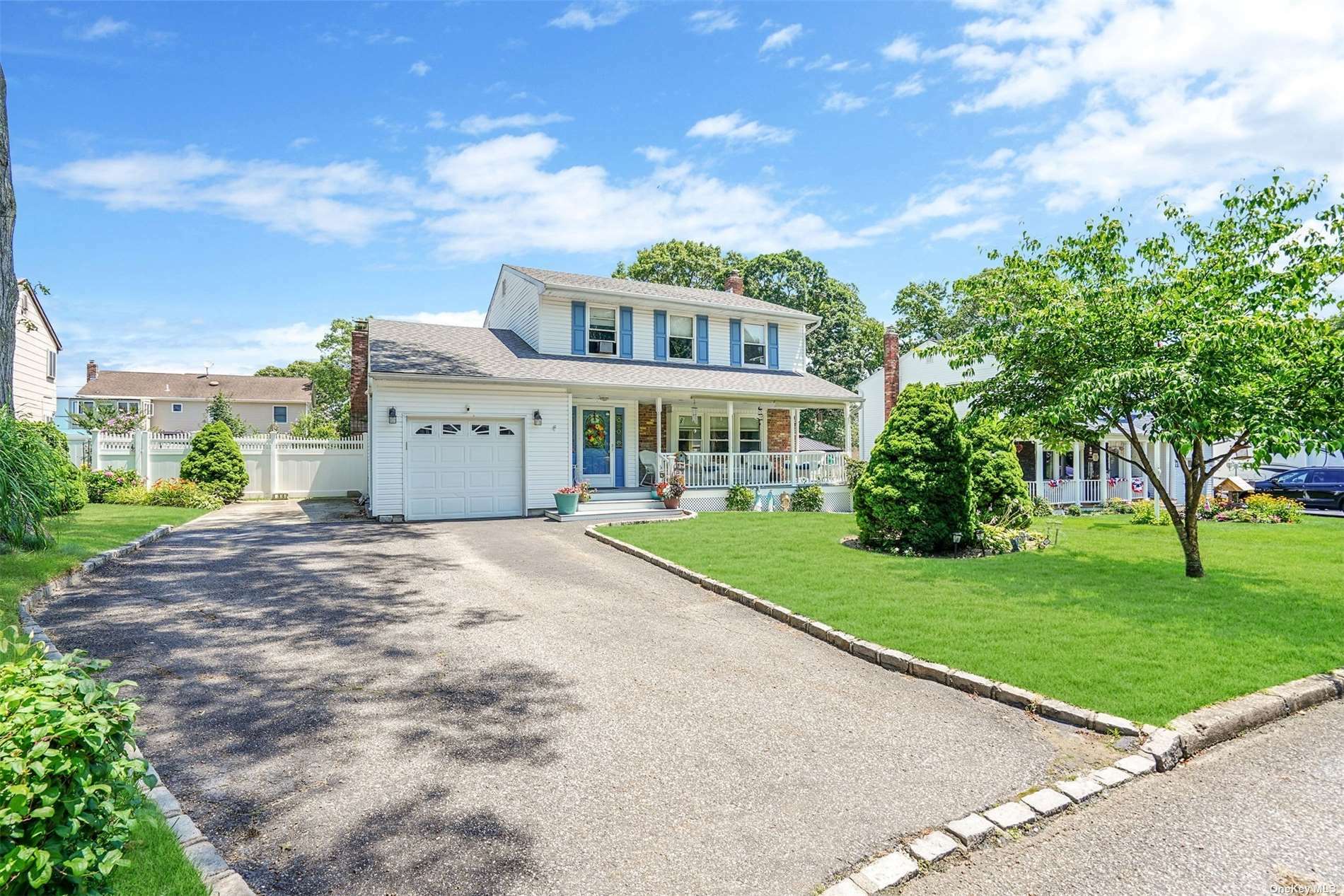 Property Photo:  15 Bell Court  NY 11779 