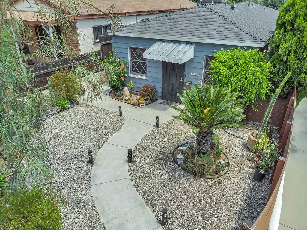 Property Photo:  13322 Sayre Street  CA 91342 