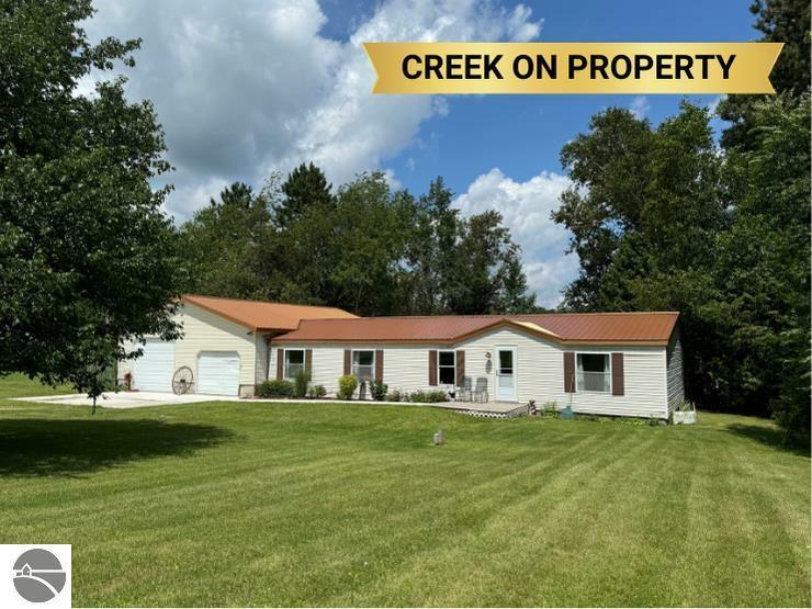 9685 Creek View Drive  Farwell MI 48622 photo