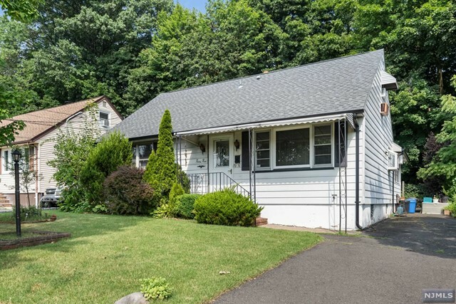 Property Photo:  45 Garrison Avenue  NJ 07604 