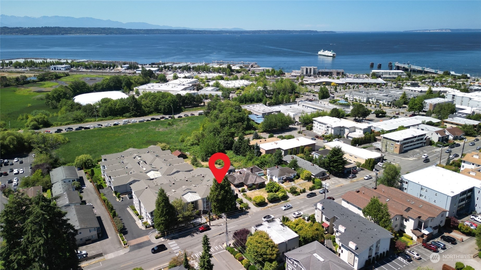 Property Photo:  402 3rd Avenue S B305  WA 98020 