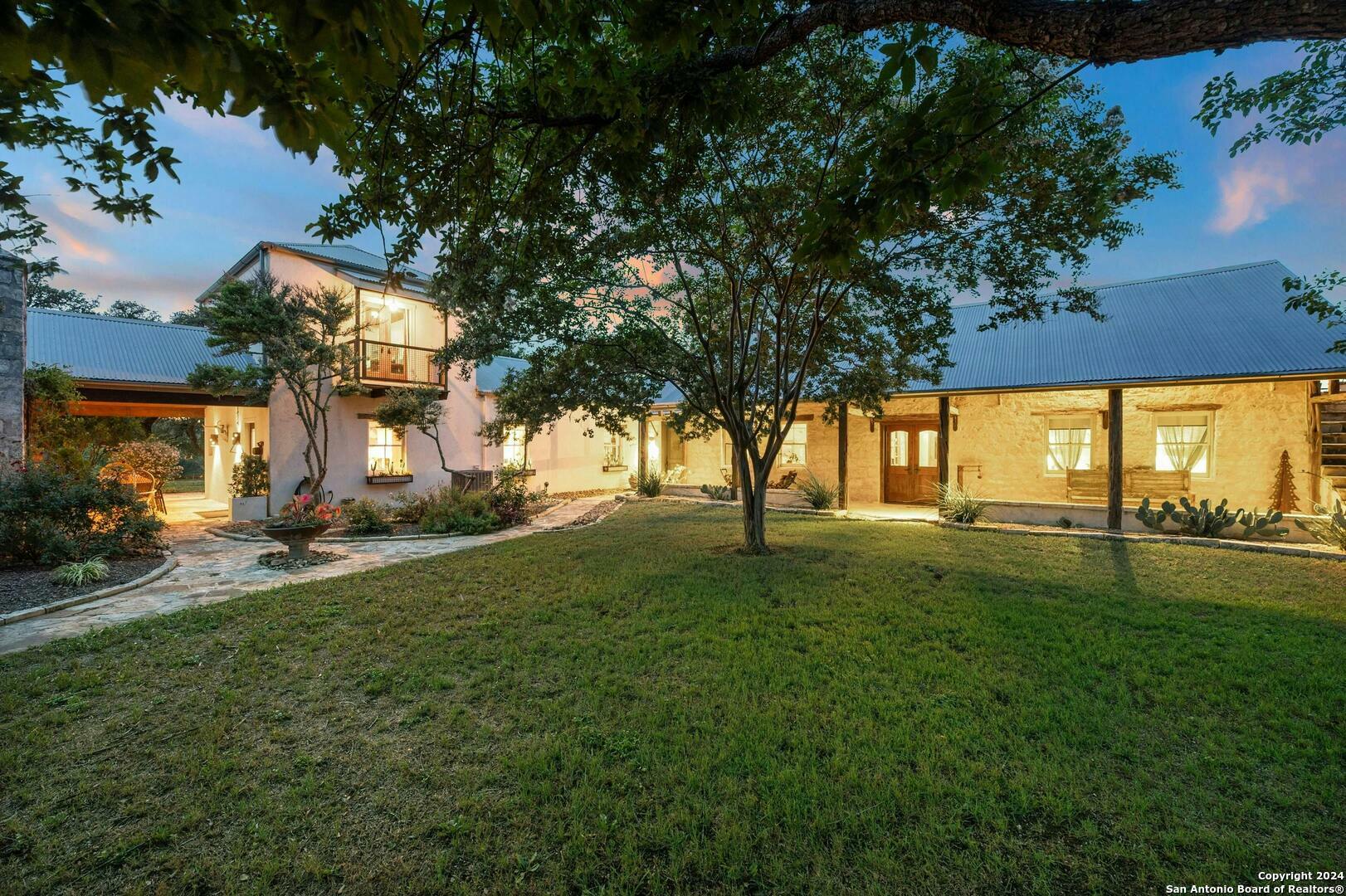 341 Stallion Estates  Spring Branch TX 78070 photo