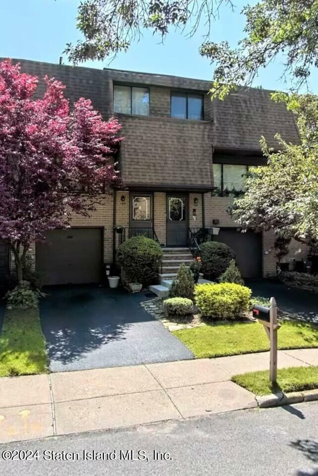 134 Windham Loop  Staten Island NY 10314 photo