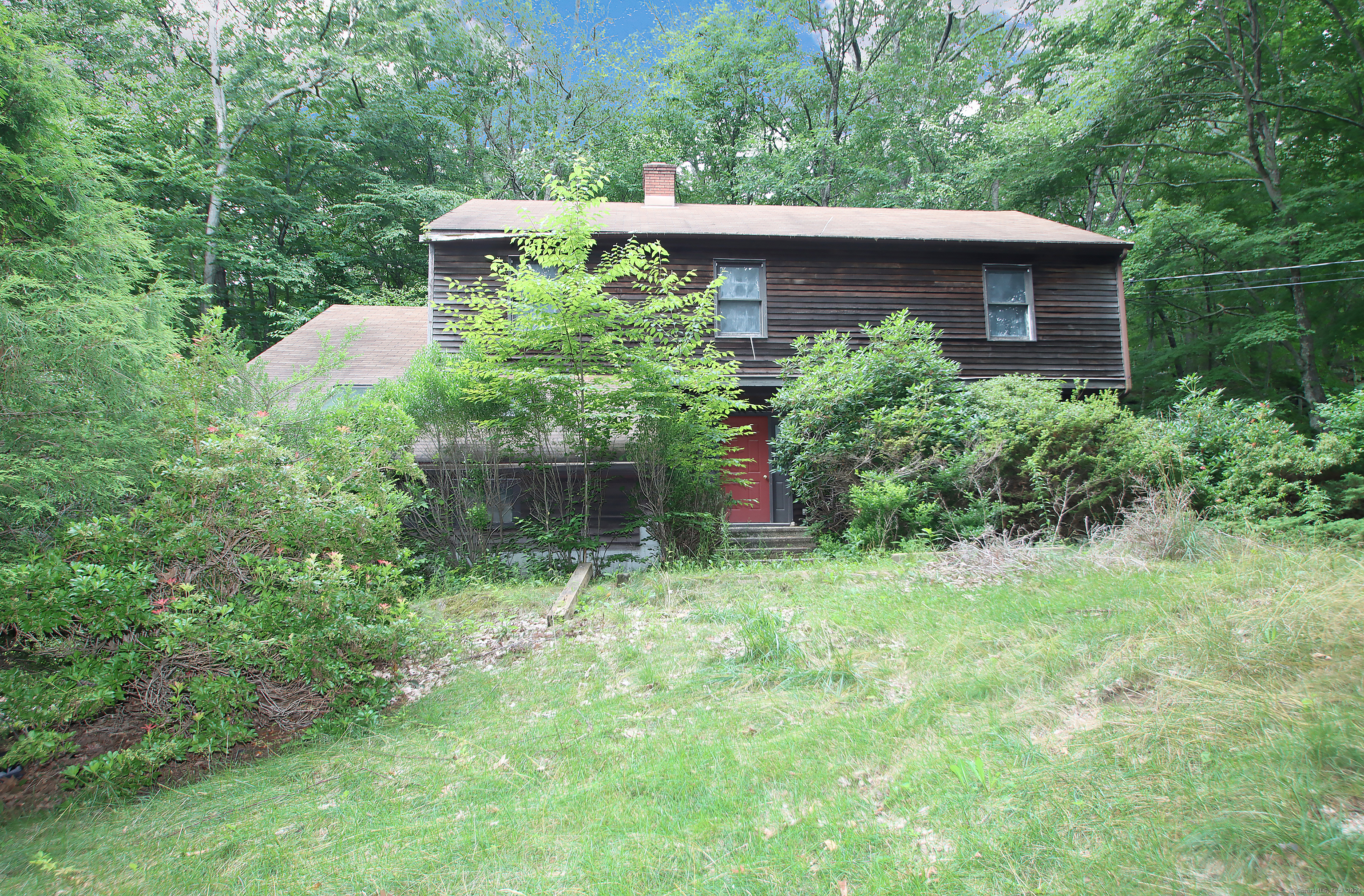 Property Photo:  14 New Lebbon Road  CT 06482 