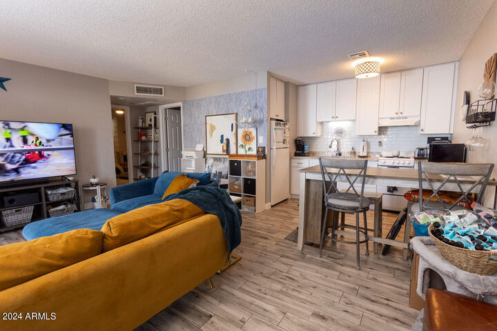 Property Photo: 1011 E Sheridan Street AZ 85006