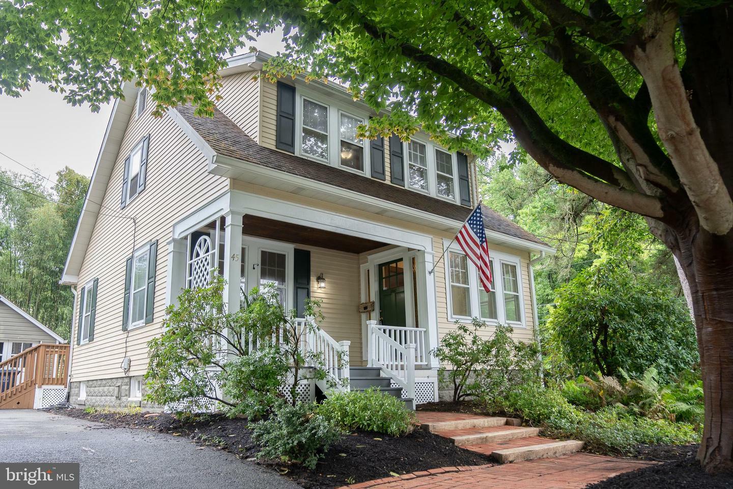 Property Photo:  45 Fernwood Lane  NJ 08648 