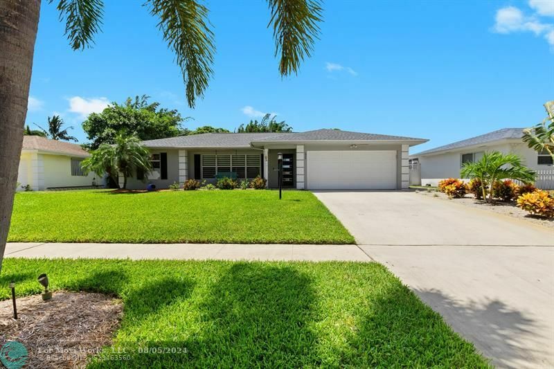 Property Photo:  2358 Gabriel Ln  FL 33406 