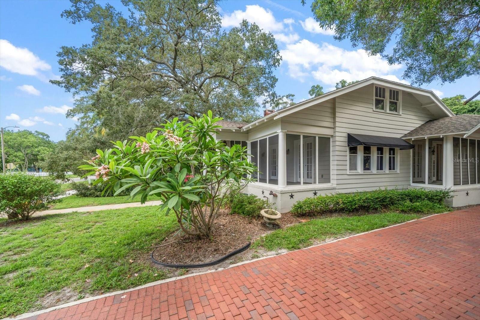 Property Photo:  1136 Jackson Road  FL 33755 