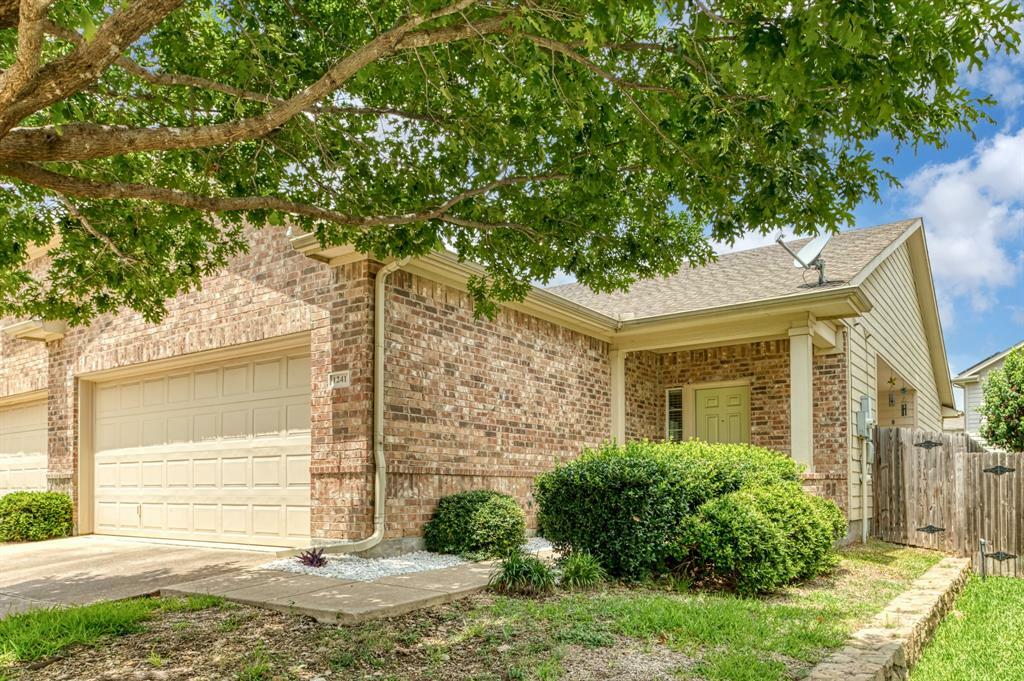 Property Photo:  1241 Grand Central Parkway  TX 76131 