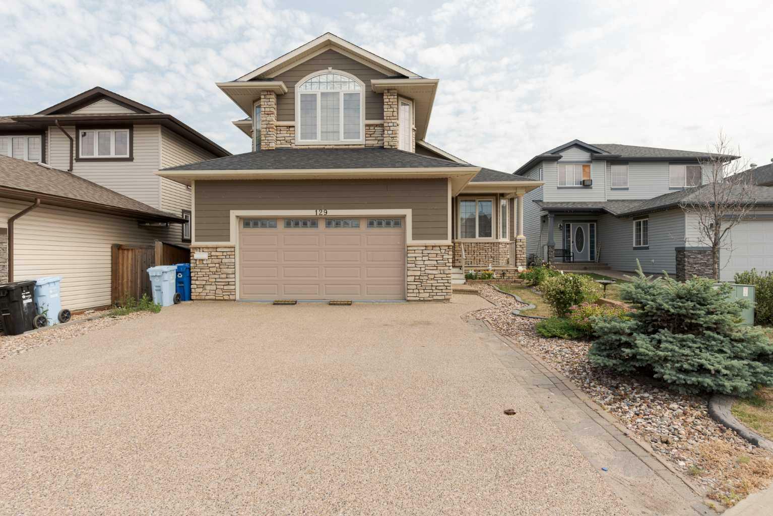 Property Photo:  129 Sandhill Place  AB T9K 0S6 