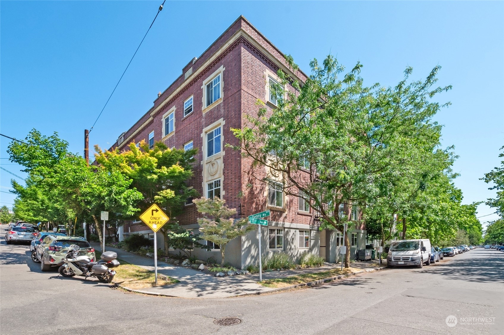 Property Photo:  1107 E Denny Way D3  WA 98122 