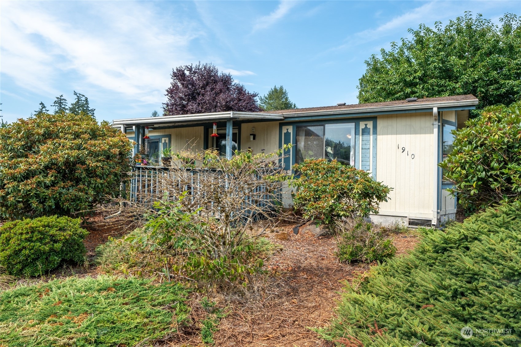 Property Photo:  1910 77th Street Ct E  WA 98404 