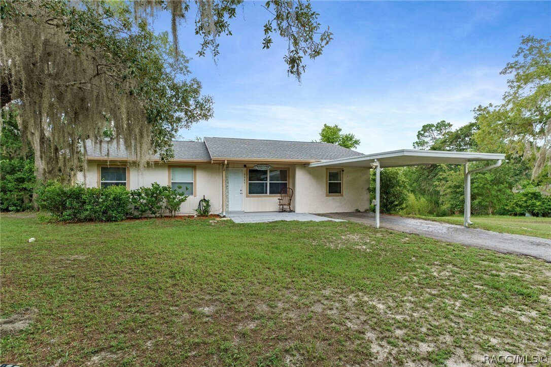 Property Photo:  9040 SW 209th Circle  FL 34431 