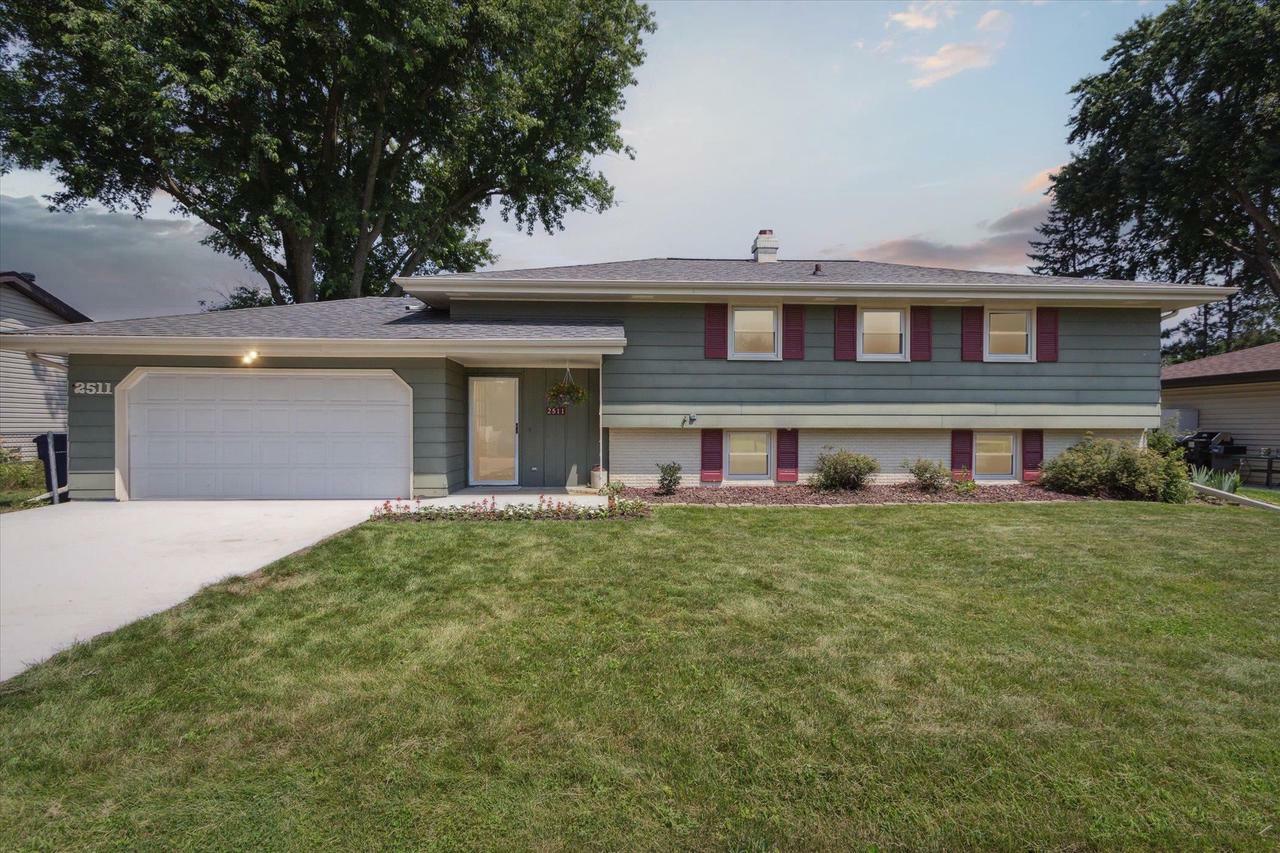 Property Photo:  2511 Andre Avenue  WI 53545 