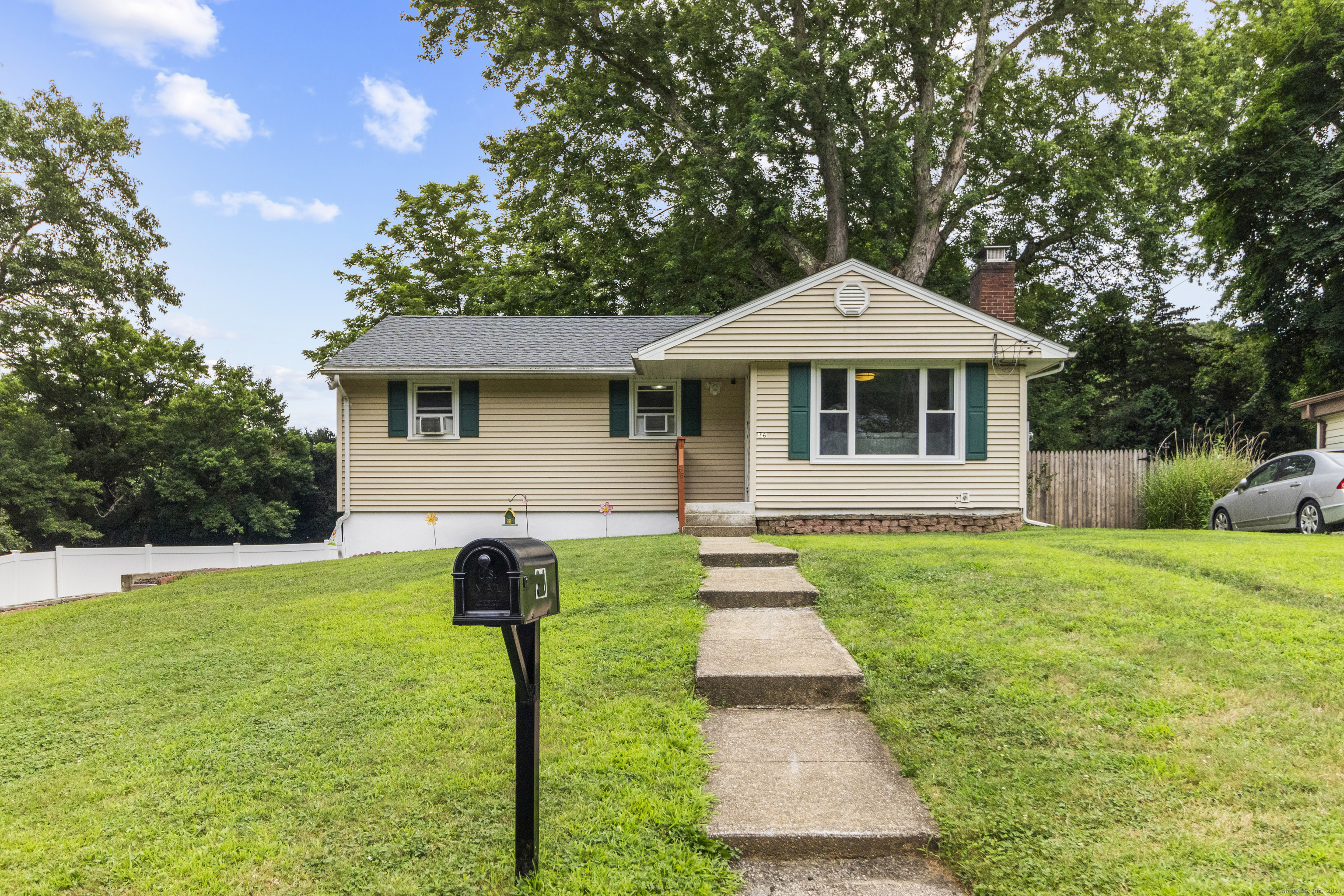 Property Photo:  36 Park Avenue Extension  CT 06382 