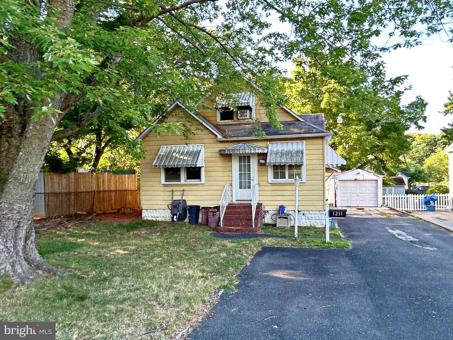 Property Photo:  1211 Old Eastern Avenue  MD 21221 