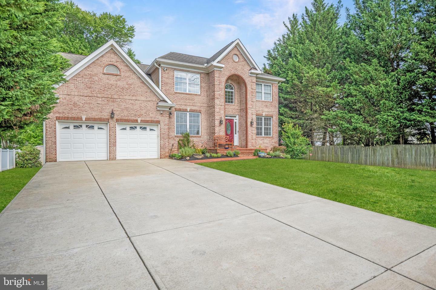 Property Photo:  15703 Quince Orchard  MD 20878 